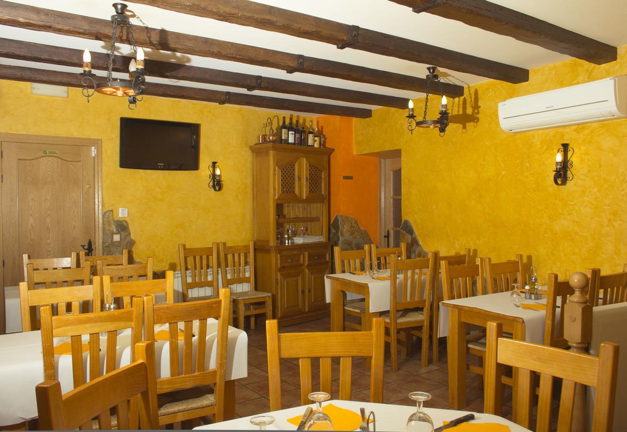 Hostal El Bodegon Ateca Exterior foto